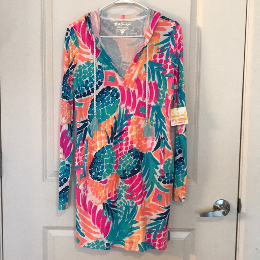 NWT Lily Pulitzer SPF Hooded Swim Cover